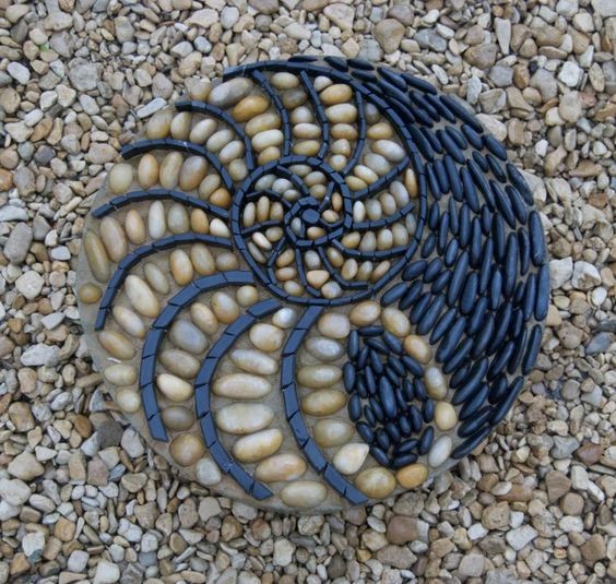 47 idées d'art à faire avec des galets sur la plage cet été 43