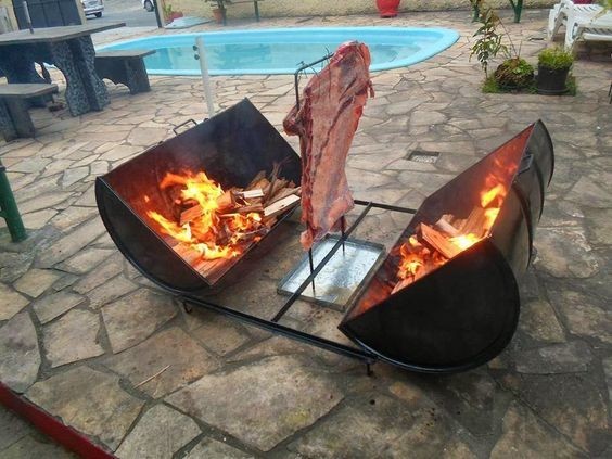 17 idées de barbecues à faire avec des barils en métal 1