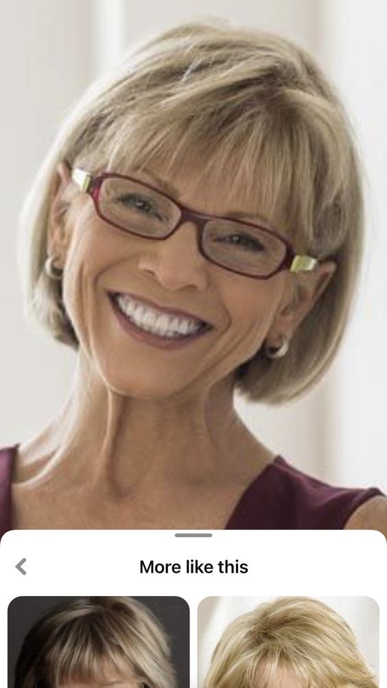 50 Coupes courtes pour femme de 50 ans avec lunettes 25