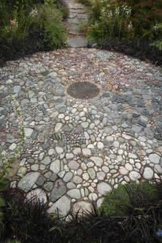 100 idées de décorations en pierre pour votre jardin 104