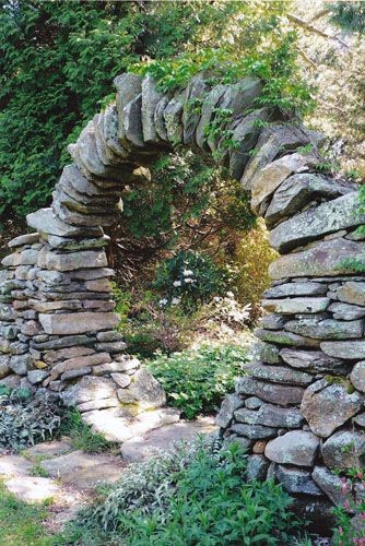 100 idées de décorations en pierre pour votre jardin 109