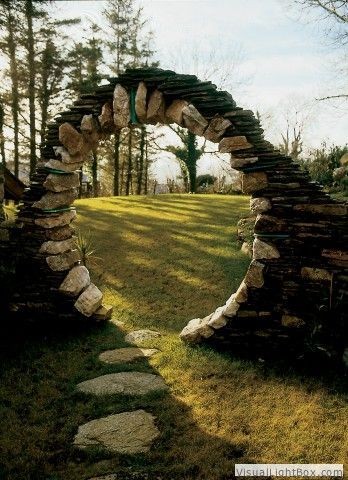 100 idées de décorations en pierre pour votre jardin 110