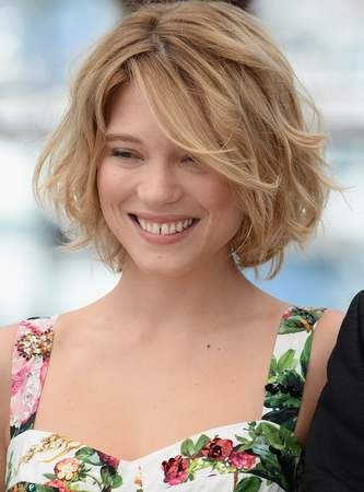 32 Coupes de cheveux pour affiner un visage rond 3