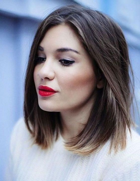 32 Coupes de cheveux pour affiner un visage rond 8