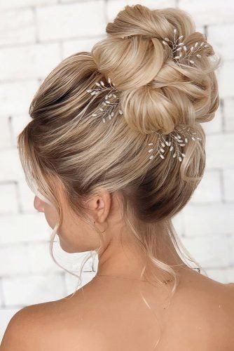 61 top idées de coiffures de chignon de mariage 20