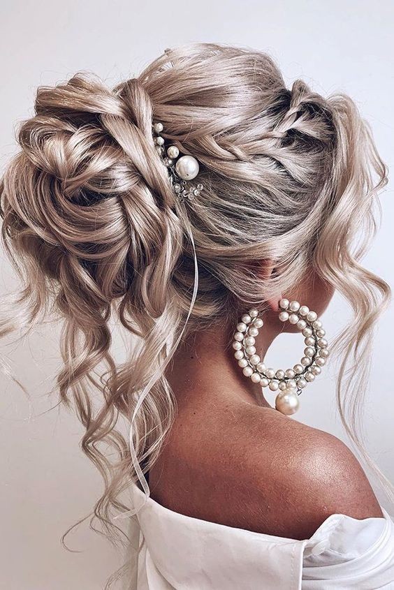 61 top idées de coiffures de chignon de mariage 49