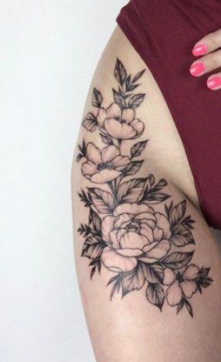 Les 50 plus beaux tatouages hanche pour femme 5