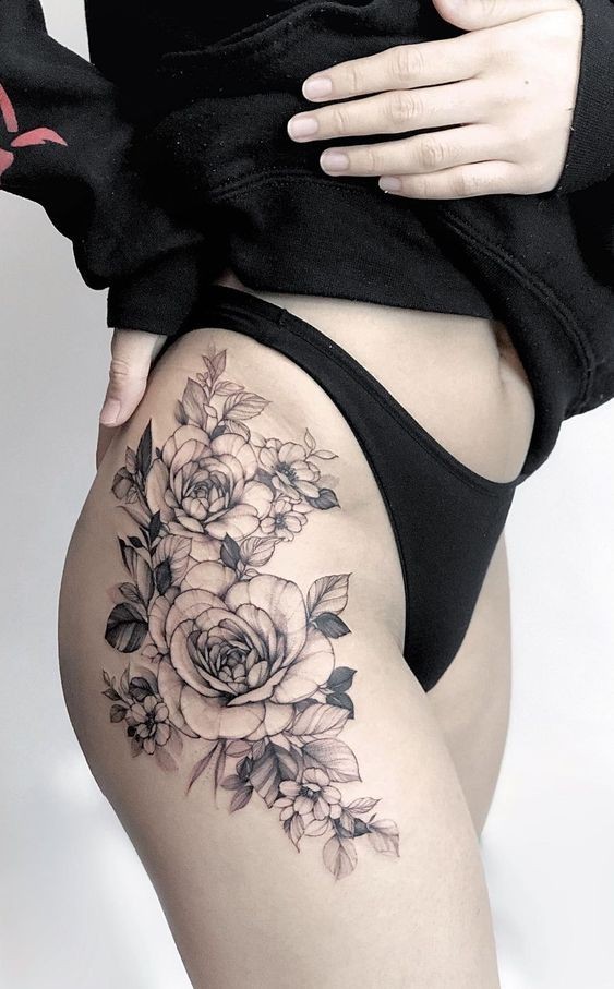 Les 50 plus beaux tatouages hanche pour femme 37