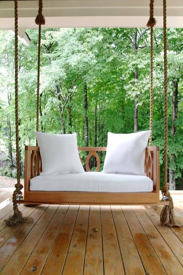 17 chaises suspendues de jardin parfaites pour une journée de repos 6