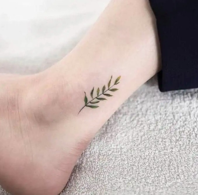 50 idées de tatouages pour les amoureux des plantes 22