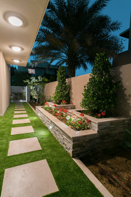 50 idées de couloirs de jardins qui donneront une touche magnifique à votre extérieur 2