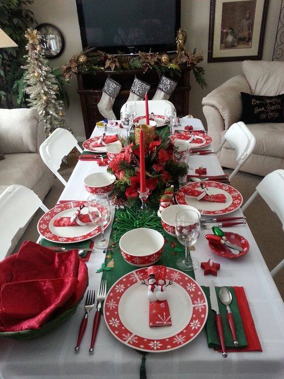 28 idées de décoration de table pour Noël 25