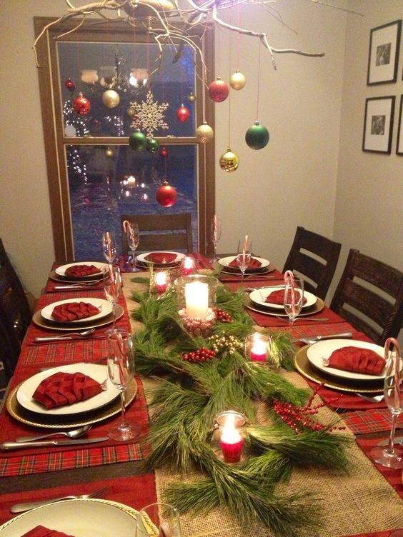 28 idées de décoration de table pour Noël 27