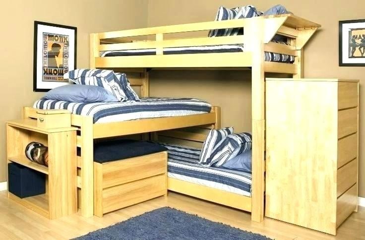 16 idées de lits triples pour économiser de l'espace dans une chambre 12