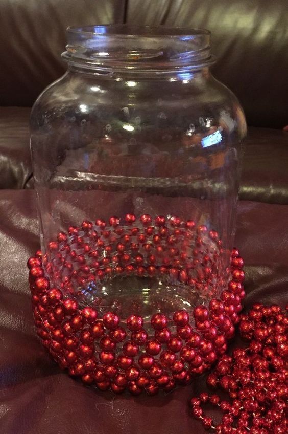 10 décorations à faire avec vos vieilles boules de Noël 18