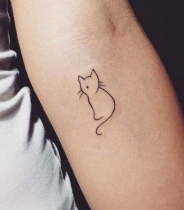 13 top idées de tatouages de chaton 10