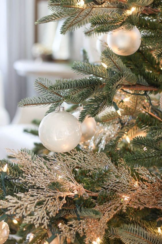 Les 50 plus beaux sapins de Noël décorés 42
