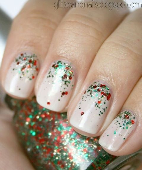 55 Nails art de Noël pour déballer vos cadeaux en beauté 45