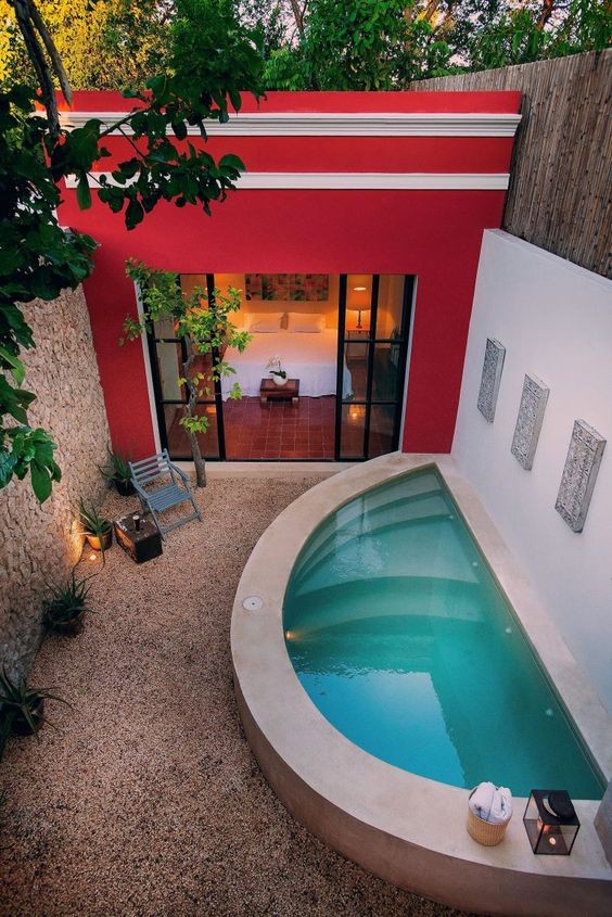 12 incroyables mini piscine pour embellir un jardin 1