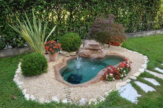 37 idées de petits étangs à faire dans son jardin 21