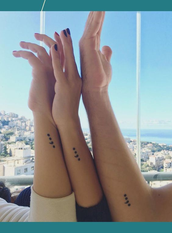 29 idées de tatouages de sœurs pour vous et votre sœur 7
