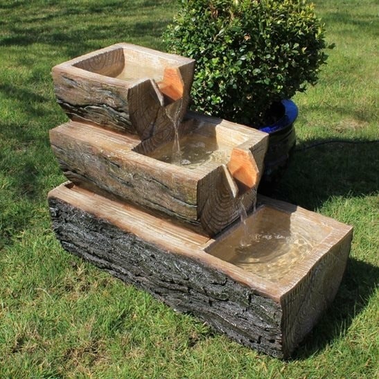 19 Fontaines en bois étonnantes pour vous inspirer 1