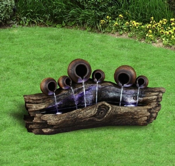 19 Fontaines en bois étonnantes pour vous inspirer 12