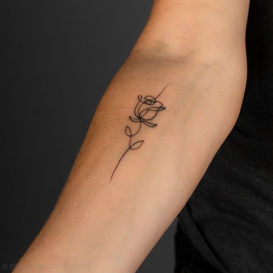 Les 44 plus beaux tatouages minimalistes pour s'inspirer 6