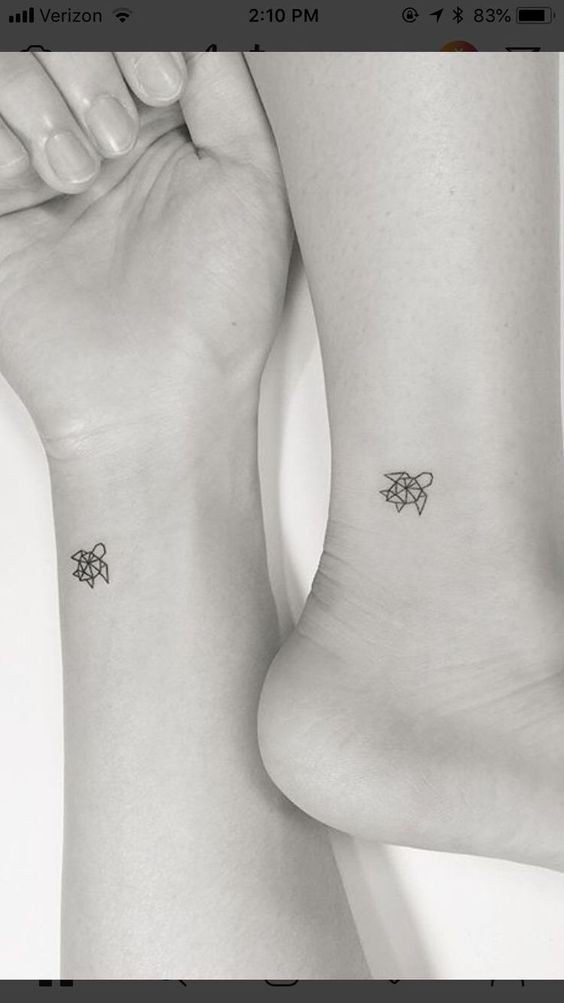 Les 44 plus beaux tatouages minimalistes pour s'inspirer 39