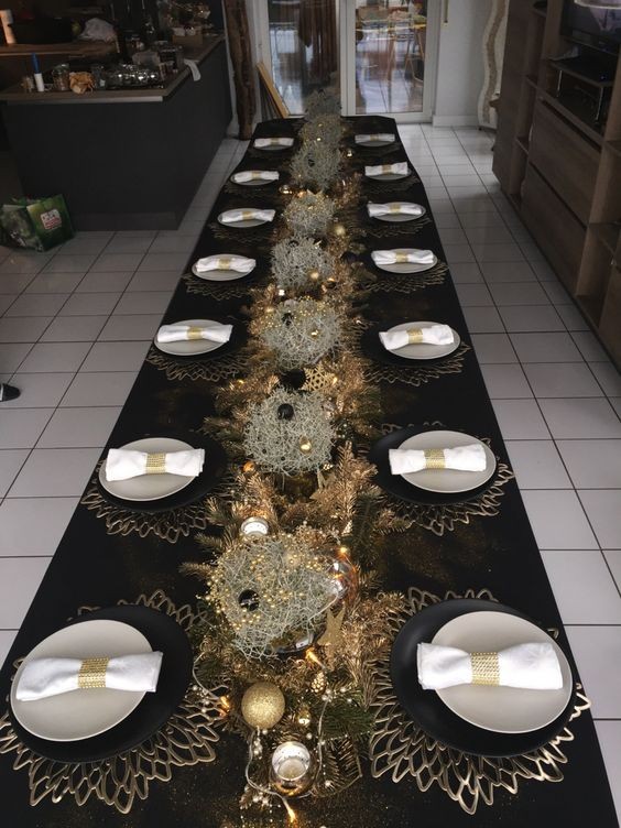 9 Décorations de table de Nouvel an en Noir et Or 20