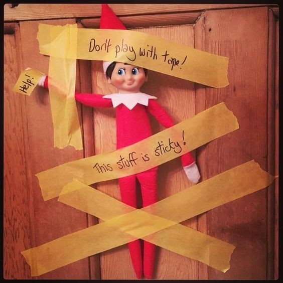 102 idées hilarantes d'elfes sur l'étagère qui rendront votre Noël magique 20