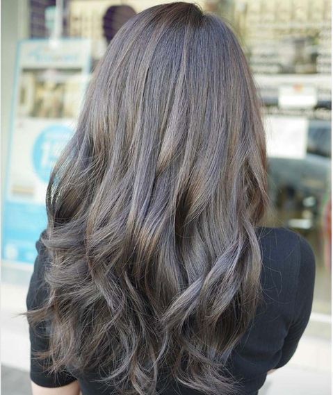 17 idées de colorations grises pour sublimer vos cheveux 25