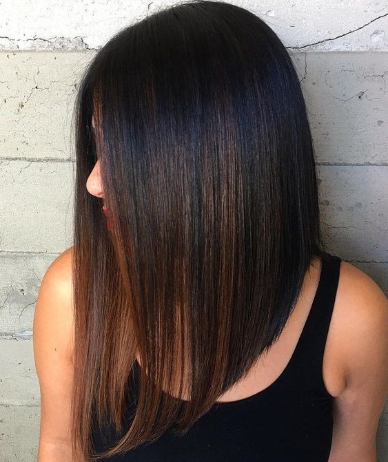 20 Carrés plongeants longs qui rendent une femme irrésistible 3 20 Carrés plongeants longs qui rendent une femme irrésistible 3