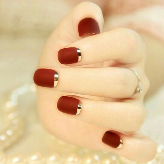 25 manucures minimalistes pour un style intemporel et élégant 23 25 manucures minimalistes pour un style intemporel et élégant 23