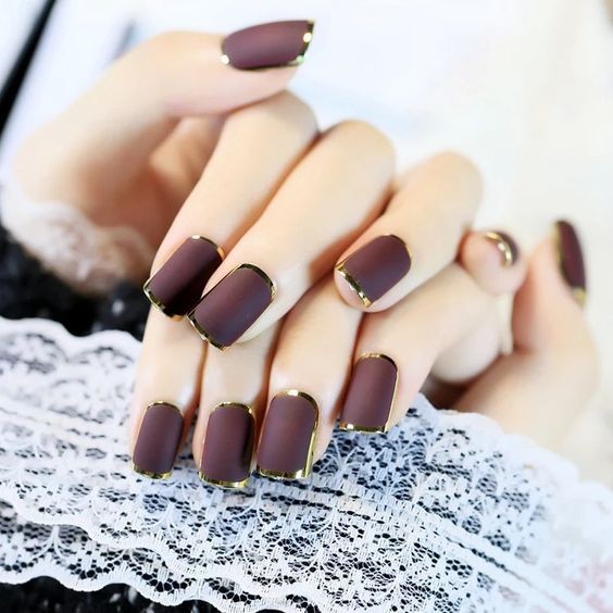25 manucures minimalistes pour un style intemporel et élégant 5 25 manucures minimalistes pour un style intemporel et élégant 5