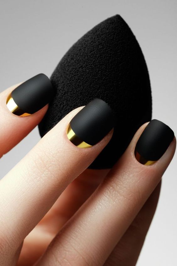 25 manucures minimalistes pour un style intemporel et élégant 1 25 manucures minimalistes pour un style intemporel et élégant 1