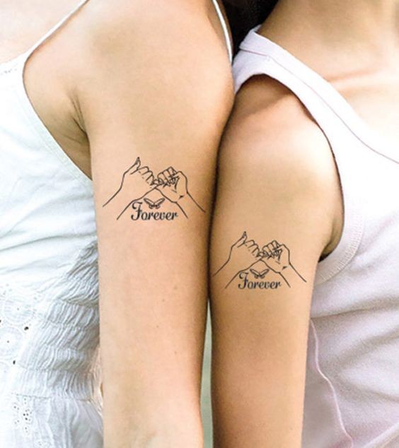 25 petits tatouages ​sœurs pour célébrer votre lien spécial 12