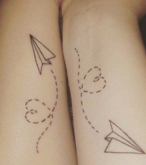 25 petits tatouages sœurs pour célébrer votre lien spécial 9 25 petits tatouages sœurs pour célébrer votre lien spécial 9