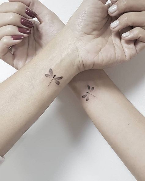 25 tatouages minimalistes à la fois élégants et discrets 10
