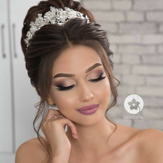 26 maquillages de mariée brune à couper le souffle 3