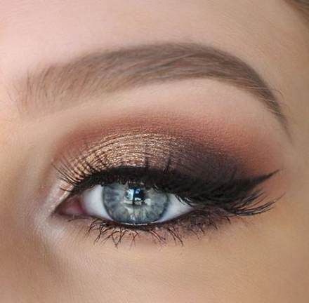 31 maquillages de mariée pour des yeux bleus éblouissants 8 31 maquillages de mariée pour des yeux bleus éblouissants 8