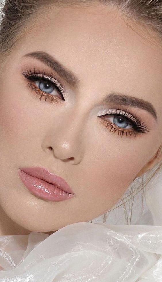 31 maquillages de mariée pour des yeux bleus éblouissants 10 31 maquillages de mariée pour des yeux bleus éblouissants 10