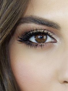 32 maquillages de mariée pour les yeux marrons 11