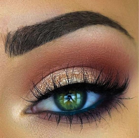 Comment faire briller vos yeux verts comme de l'émeraude avec le maquillage 25 Comment faire briller vos yeux verts comme de l'émeraude avec le maquillage 25