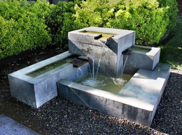 15 idées de fontaines qui seront sensationnelles dans votre jardin 5