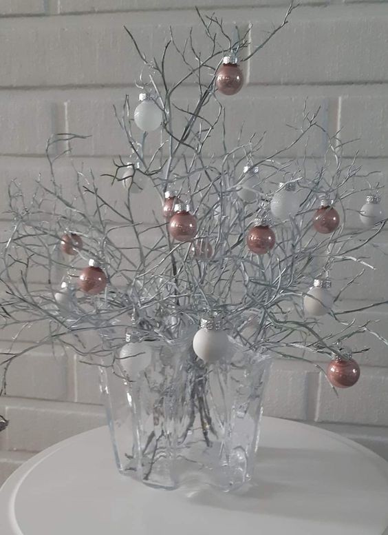 17 Centres de table de Noël avec des branches 14 17 Centres de table de Noël avec des branches 14