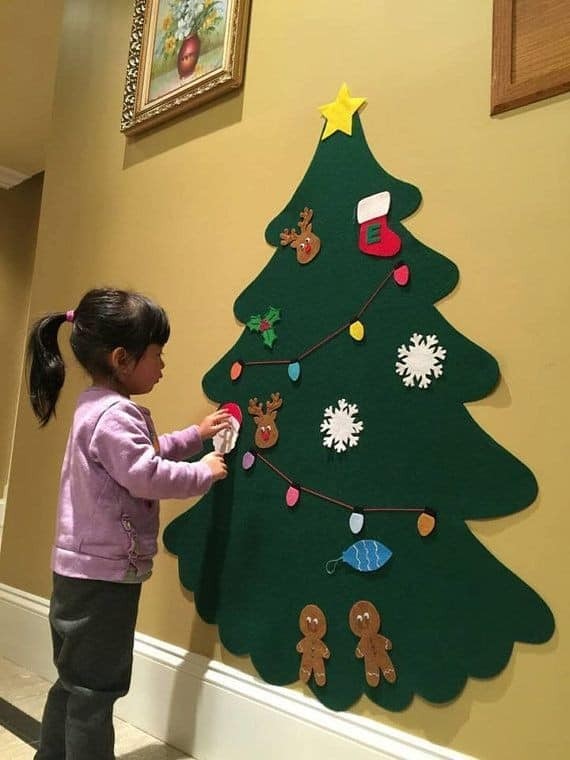 12 Activités manuelles de Noël pour les enfants avec du carton 1