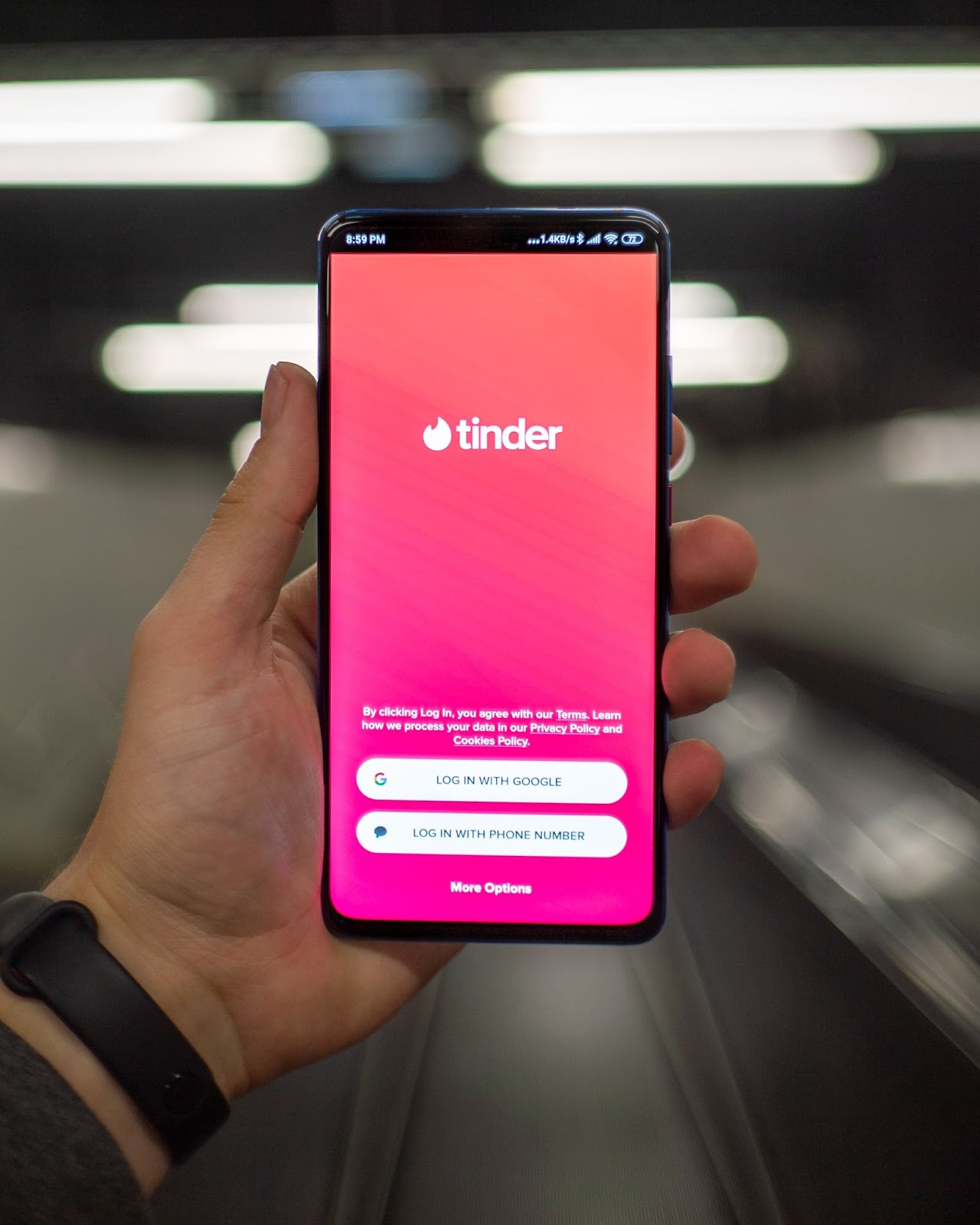 95 phrases d'accroche Tinder drôles qui cartonnent 2