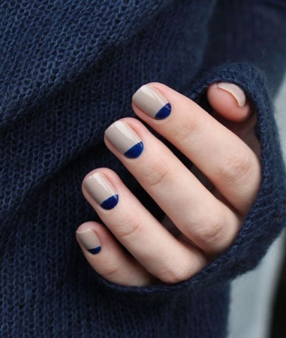 17 nails art minimalistes pour des ongles courts 4