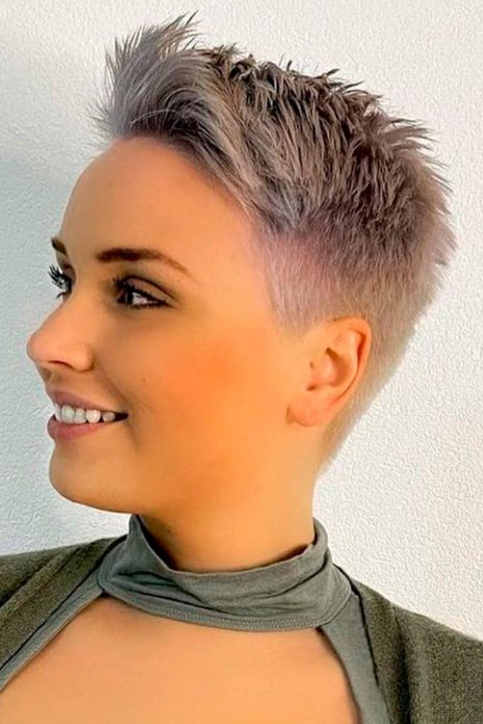 50 Coupes de Cheveux Courtes Pour Les Cheveux Fins A Essayer en 2023 19 50 Coupes de Cheveux Courtes Pour Les Cheveux Fins A Essayer en 2023 19